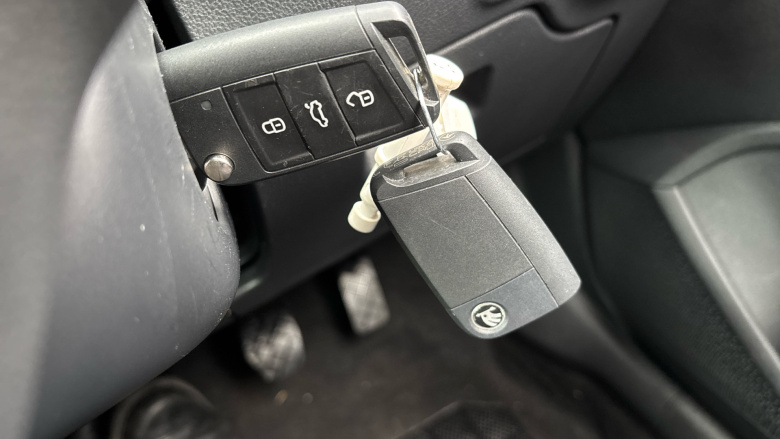 Skoda Fabia 1.0 MPI 80 SE Comfort 5dr Petrol Hatchback